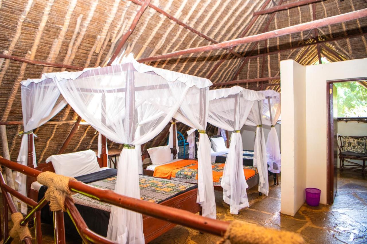 Oasis Diani Beach Villas Εξωτερικό φωτογραφία