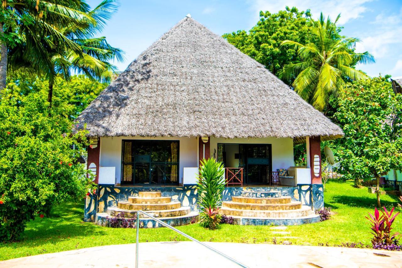 Oasis Diani Beach Villas Εξωτερικό φωτογραφία