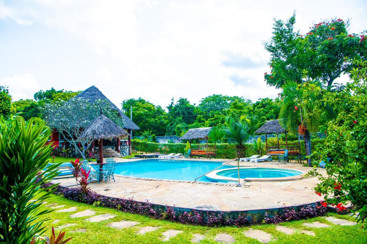 Oasis Diani Beach Villas Εξωτερικό φωτογραφία
